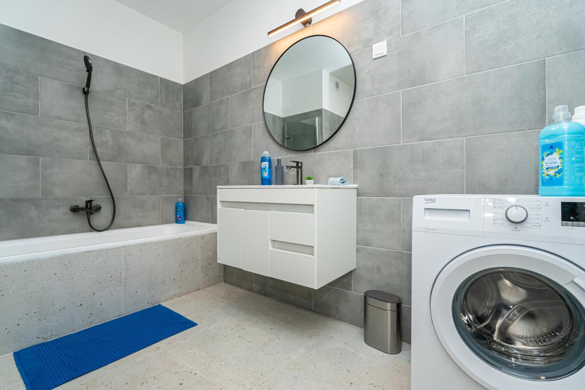 Luxy Hollo Gozsdu Court Budapest