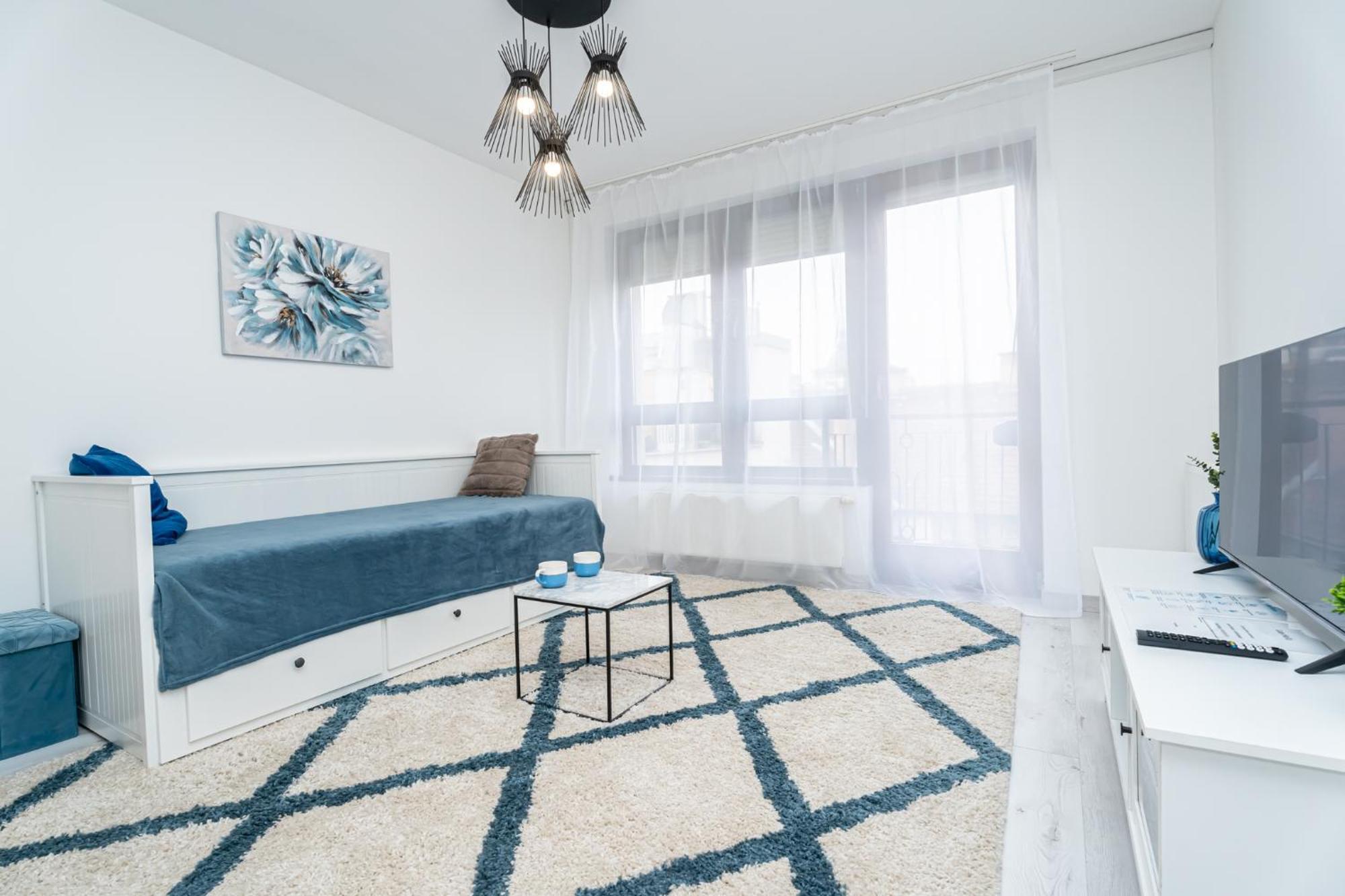 Luxy Hollo Gozsdu Court Budapest